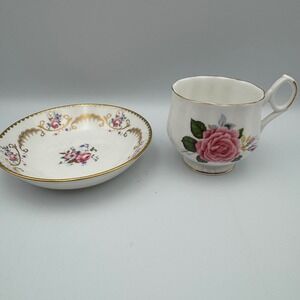 Royal Chelsea Ascot Saucer And Royal Dover Tea Cup‎ Gold Trim English Bone China